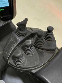 Diesel Forklifts 2021  Linde E25C (16)