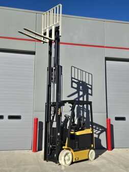 Diesel Forklifts 2019  Yale ERC050VG (8)