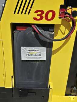 Vertical order pickers 2013  Hyster R30XM3 (10)
