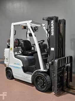 Propane Forklifts 2015  Unicarriers CF60 (4)