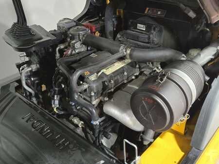Propane Forklifts 2021  Hyundai 30L-7A (9)
