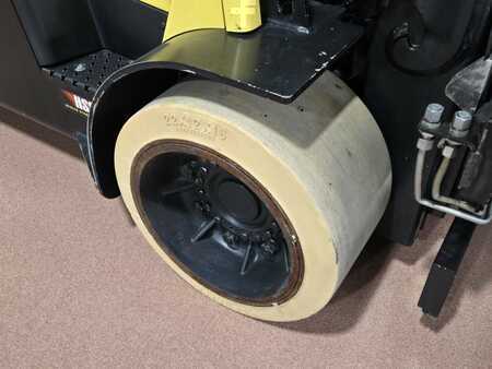 Propane Forklifts 2016  Hyster S100FTBCS (9)