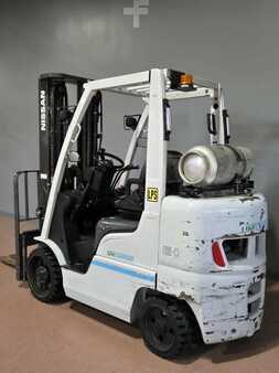 Propane Forklifts 2015  Unicarriers CF60 (2)