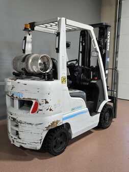 Propane Forklifts 2015  Unicarriers CF60 (5)