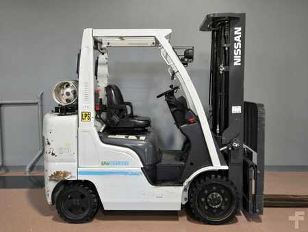Propane Forklifts 2015  Unicarriers CF60 (6)