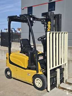 Diesel Forklifts 2019  Yale ERP030VF (4)