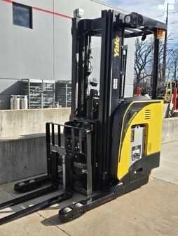 Reach Trucks 2019  Yale NDR035EB (4)