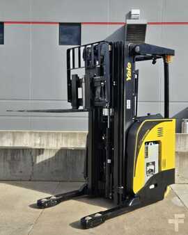 Reach Trucks 2019  Yale NDR035EB (7)