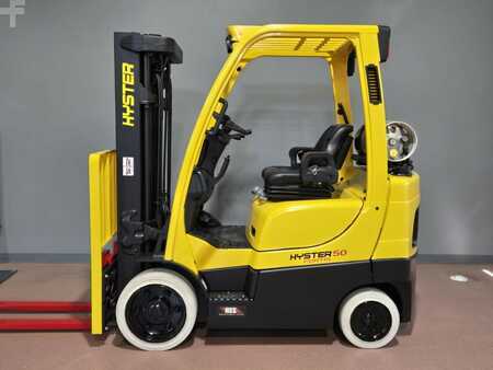 Propane Forklifts 2022  Hyster S50FT (1)