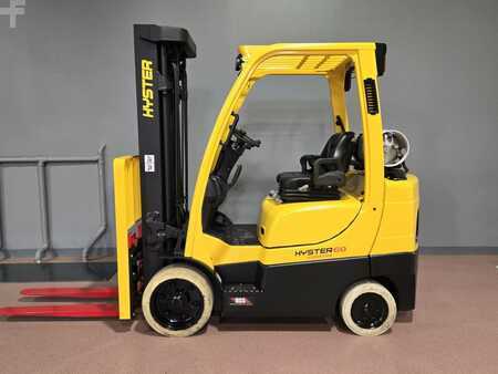 Carretilla elevadora GLP 2022  Hyster S60FT (1)