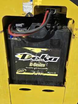 Reach Trucks 2019  Yale ESC030AD (13)