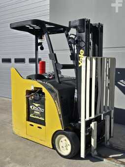 Reach Trucks 2019  Yale ESC030AD (3)