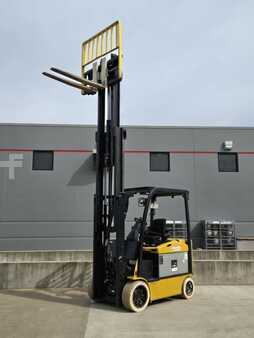 Diesel Forklifts 2013  Yale ERC080VH (10)