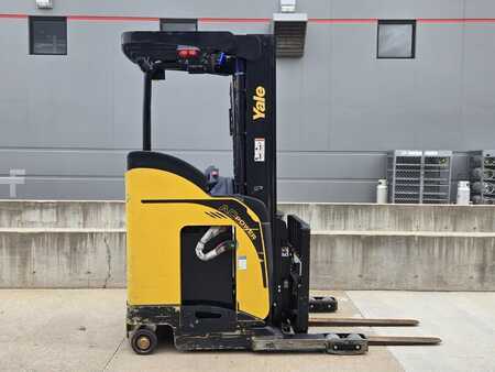 Reach Trucks 2021  Yale NR045EB (6)