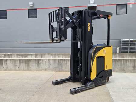Reach Trucks 2021  Yale NR045EB (8)