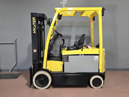 Diesel Forklifts 2016  Hyster E65XN-40 (1)