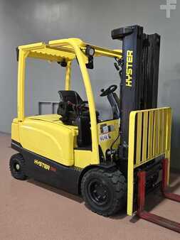 Diesel Forklifts 2010  Hyster J50XN (4)