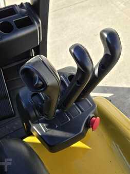 Diesel Forklifts 2019  Yale ERC050VG (14)