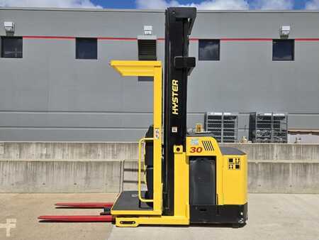 Vertical order pickers 2013  Hyster R30XM3 (1)