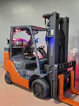 Propane Forklifts 2017  Toyota 8FGC35U-BCS (3)