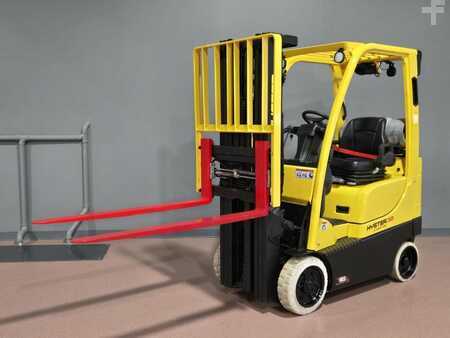 Propane Forklifts 2018  Hyster S30FT (9)