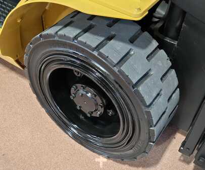 Propane Forklifts 2019  CAT Lift Trucks GP30N (9)