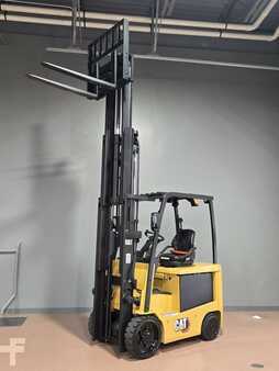 Diesel Forklifts 2018  CAT Lift Trucks EC25N2 (10)