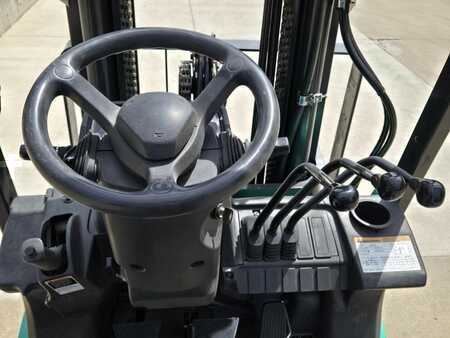Propane Forklifts 2018  Mitsubishi FGC25N (7)