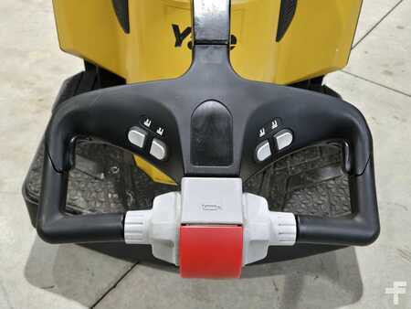 Diesel Forklifts 2019  Yale MPE060LG (9)