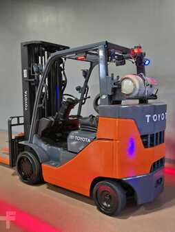 Propane Forklifts 2016  Toyota 8FGC35U-BCS (2)