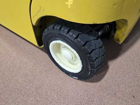 Diesel Forklifts 2019  Yale ERP030VF (12)