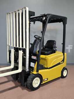 Diesel Forklifts 2019  Yale ERP030VF (7)