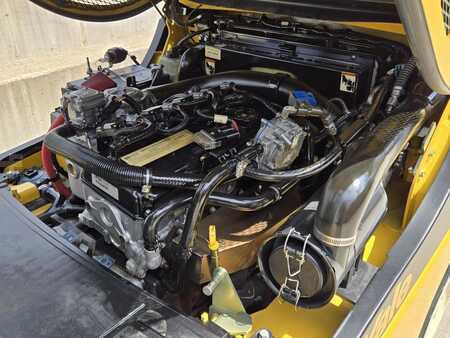 Propane Forklifts 2018  Yale GLC050VX (14)