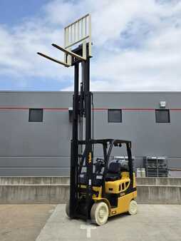 Propane Forklifts 2018  Yale GLC050VX (8)