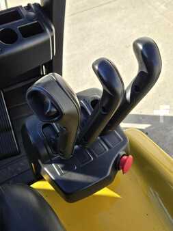 Diesel Forklifts 2019  Yale ERC050VG (14)