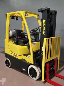 Propane Forklifts 2018  Hyster S30FT (3)