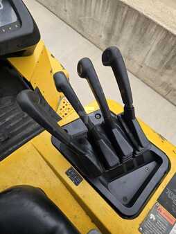 Propane Forklifts 2002  Yale GLC120MJ (13)
