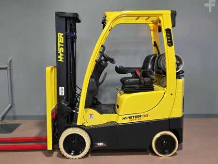 Propane Forklifts 2019  Hyster S30FT (1)