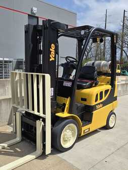 Propane Forklifts 2018  Yale GLC050VX (3)