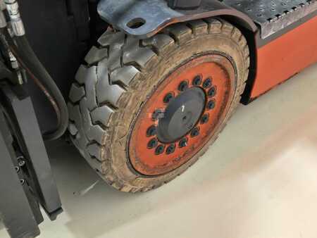 Diesel Forklifts 2021  Linde E25C (11)
