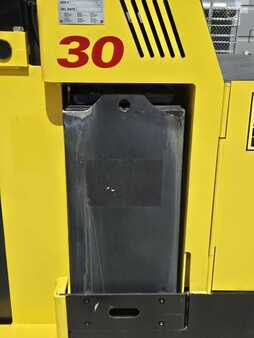 Vertical order pickers 2013  Hyster R30XM3 (9)
