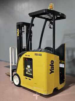 Reach Trucks 2019  Yale ESC030AD (2)
