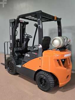 Propane Forklifts 2017  Doosan G25N-7 (2)