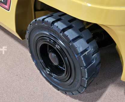 CAT Lift Trucks GP30N