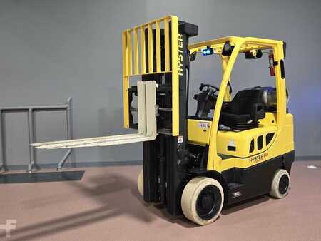 Propane Forklifts 2018  Hyster S60FT (8)