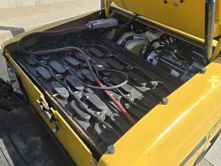 Diesel Forklifts 2019  Yale ERP030VF (9)