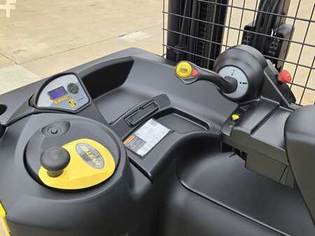 Reach Trucks 2019  Hyster N40ZRS2 (12)