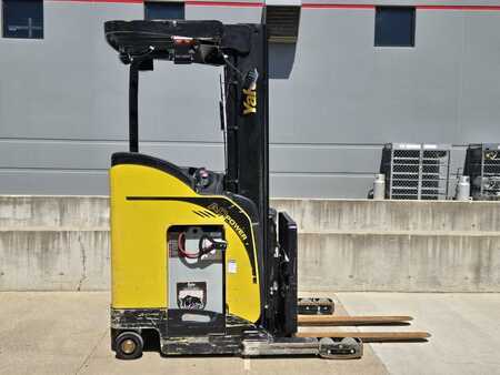 Reach Trucks 2021  Yale NR045EB (6)