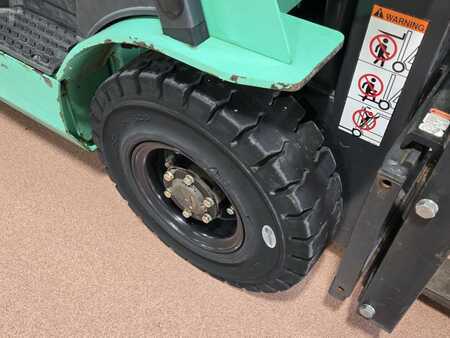 Diesel Forklifts 2016  Mitsubishi FG18N (9)