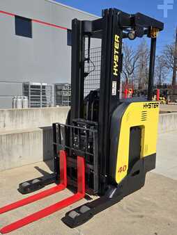 Reach Trucks 2017  Hyster N40ZR2 (3)